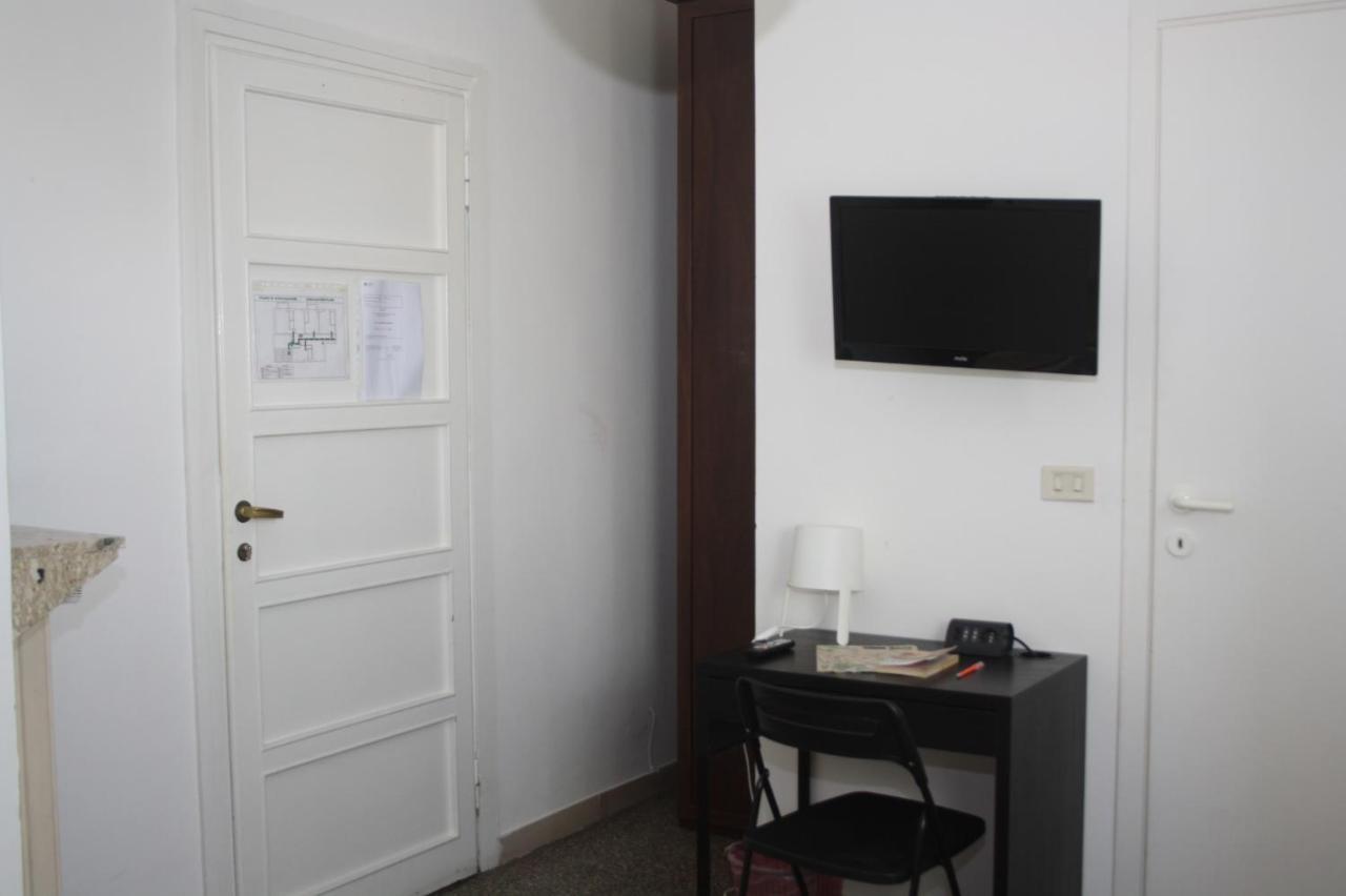 B&B Msg Roma Екстериор снимка
